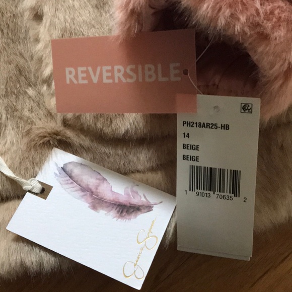 Designer winter coat - Picture 2 of 3